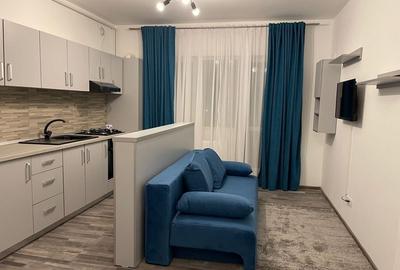 Apartament cu 2 camere decomandat în Apărătorii Patriei