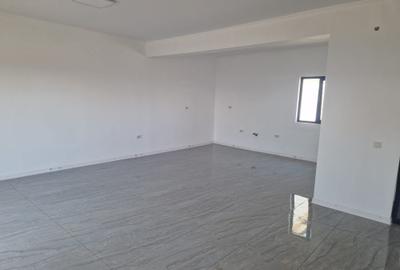 Casă cu 3 camere cu Teren 200 Mp în Năvodari - 7