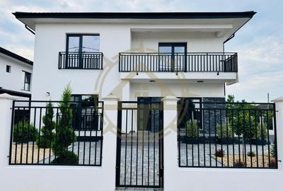 Casă cu 5 camere cu Teren 650 Mp în Crevedia