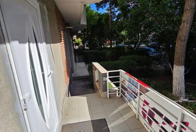 Apartament cu 3 camere în Plopilor