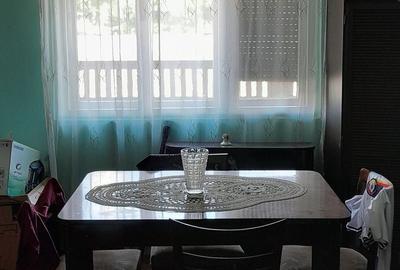 Casă cu 3 camere cu Teren 220 Mp în Central
