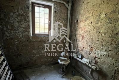 Garsonieră decomandată în Central - 5