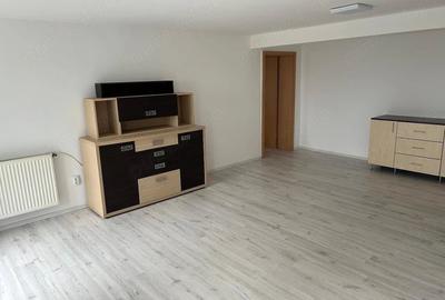Apartament cu 2 camere semidecomandat în Zorilor - 1