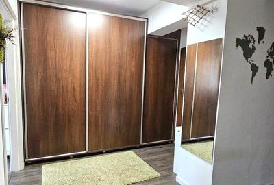 Apartament cu 3 camere decomandat în Sisești - 4