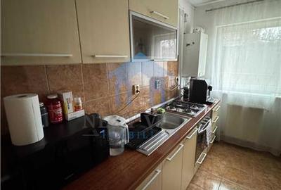 Garsonieră decomandată în Între Lacuri - 3