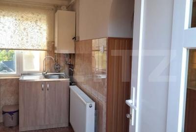 Casă cu 2 camere cu Teren 984 Mp în Stremț