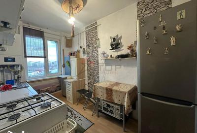 Apartament cu 2 camere decomandat în Podu Roș - 3