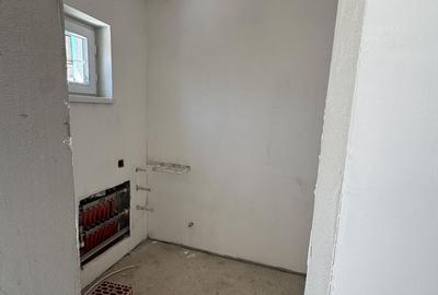 Casă cu 3 camere cu Teren 300 Mp în Nojorid