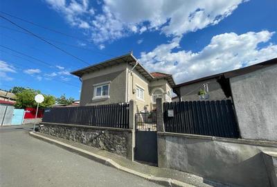Casă individuală cu 2 camere cu Canalizare în Est - 2