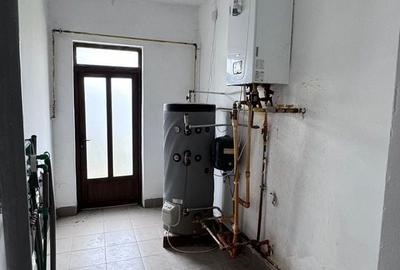Casă cu 5 camere cu Teren 450 Mp în Central - 3