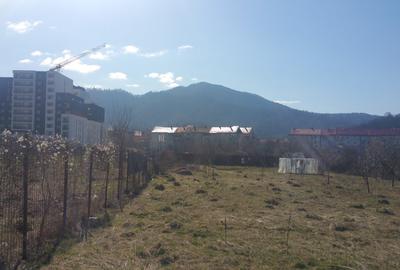 Teren Construcții intravilan de 900 mp, în Noua - 10