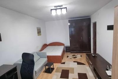 Garsonieră decomandată, mobilată în Tineretului