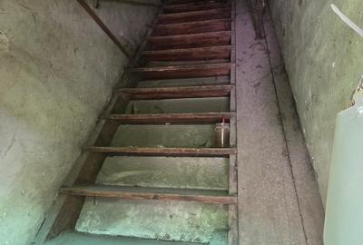 Casă individuală cu 8 camere cu Canalizare în Gară - 23