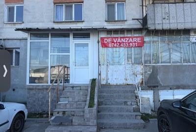 Apartament cu 4 camere decomandat în Central - 1