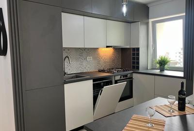 Apartament cu 2 camere decomandat în Central