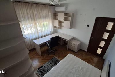 Casă cu 4 camere cu Teren 120 Mp în 1 Mai - 13
