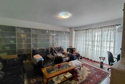Apartament cu 2 camere decomandat în Calea Călărașilor