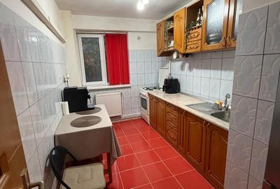Apartament cu 2 camere decomandat în Tomis III