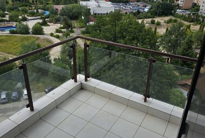 Apartament cu 2 camere decomandat în Noua