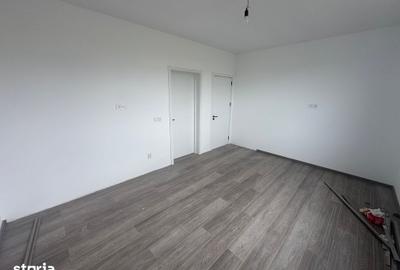 Casă cu 3 camere cu Teren 300 Mp în Central