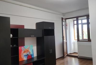 Garsonieră decomandată în Exterior Vest - 6