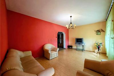 Apartament cu 3 camere decomandat în Fabric