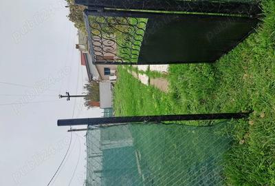 Casă cu 2 camere cu Teren 300 Mp în Nazarcea
