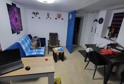 Casă cu 4 camere în Exterior Vest