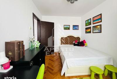 Apartament cu 2 camere, mobilat în Central