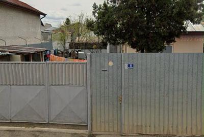 Casă cu 3 camere în Giurgiului