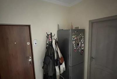 Apartament cu 2 camere semidecomandat, mobilat în Kogălniceanu