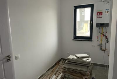 Casă cu 4 camere cu Canalizare în Central - 9