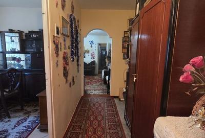 Apartament cu 3 camere semidecomandat în Zimbru - 2