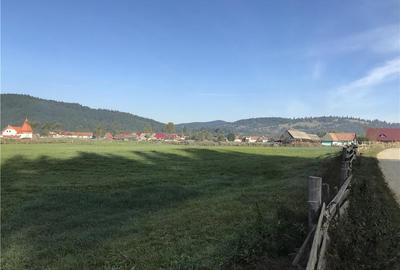 Teren de 2928 mp, în Comandău
