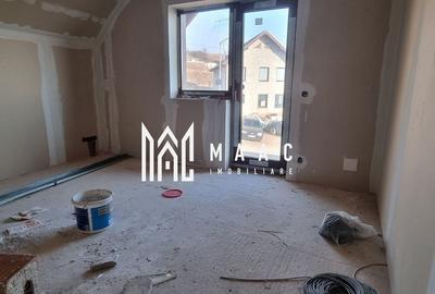 Casă cu 4 camere cu Teren 470 Mp în Șura Mare