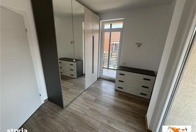Casă cu 4 camere cu Teren 100 Mp în Central