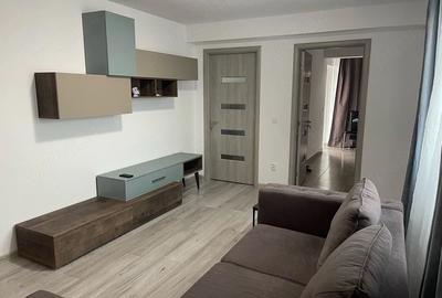 Apartament cu 3 camere semidecomandat în Central - 4