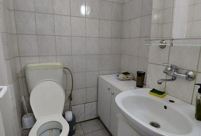 Spațiu comercial, de 40 mp, în Central