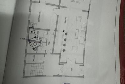 Casă cu 10 camere cu Teren 1100 Mp în Central