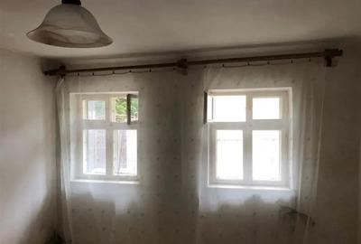 Casă individuală cu 2 camere cu Canalizare în Centrul Istoric - 4
