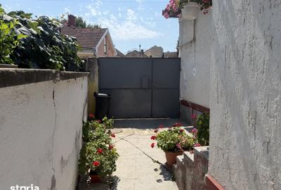 Casă cu 4 camere cu Teren 223 Mp în Titulescu - 8