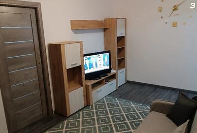 Apartament cu 2 camere nedecomandat în Craiovița Nouă