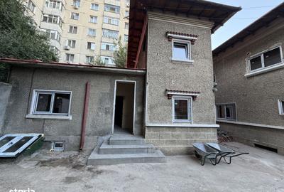 Casă cu 4 camere cu Canalizare în Rahova