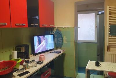 Apartament cu 3 camere decomandat, mobilat în Central - 6