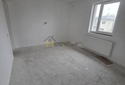 Duplex cu 4 camere cu Canalizare în Central - 5