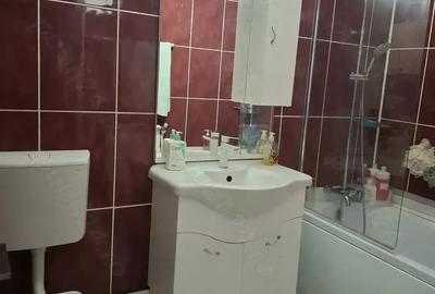 Apartament cu 3 camere decomandat în Central - 2