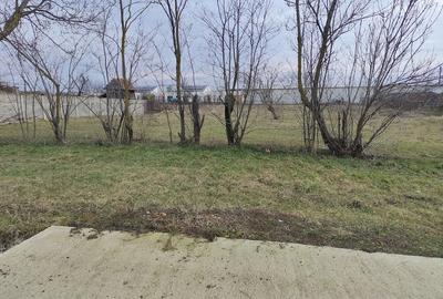 Teren de 1460 mp, în Măureni - 4