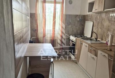 Garsonieră decomandată în Soarelui