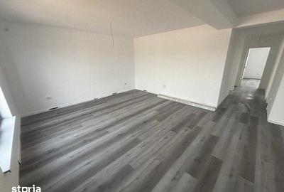Casă cu 4 camere cu Teren 88 Mp în Cârcea
