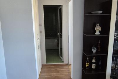 Apartament cu 2 camere decomandat în Ampoi 3 - 5